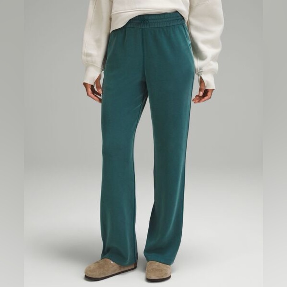 NWT Lululemon softstreme high-rise pant, women’s size 14